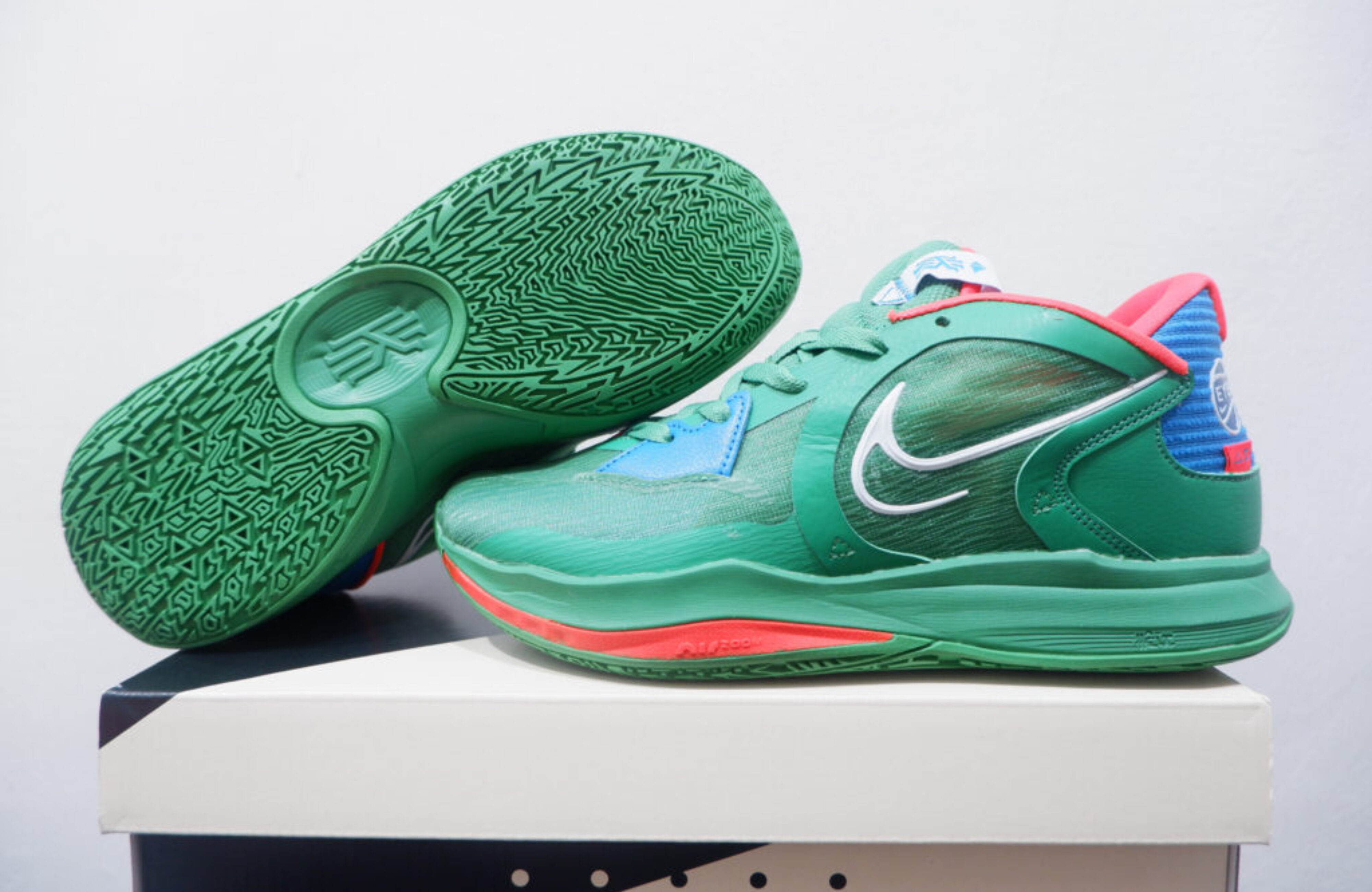 NIKE KYRIE LOW 5 EYBL