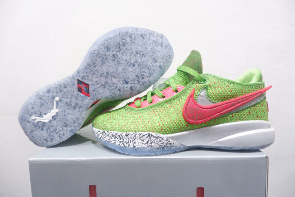KIDS NIKE LEBRON 20 LOW CHRISTMAS