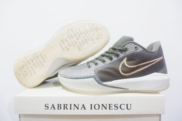 NIKE SABRINA 1 LOW DEDICATION