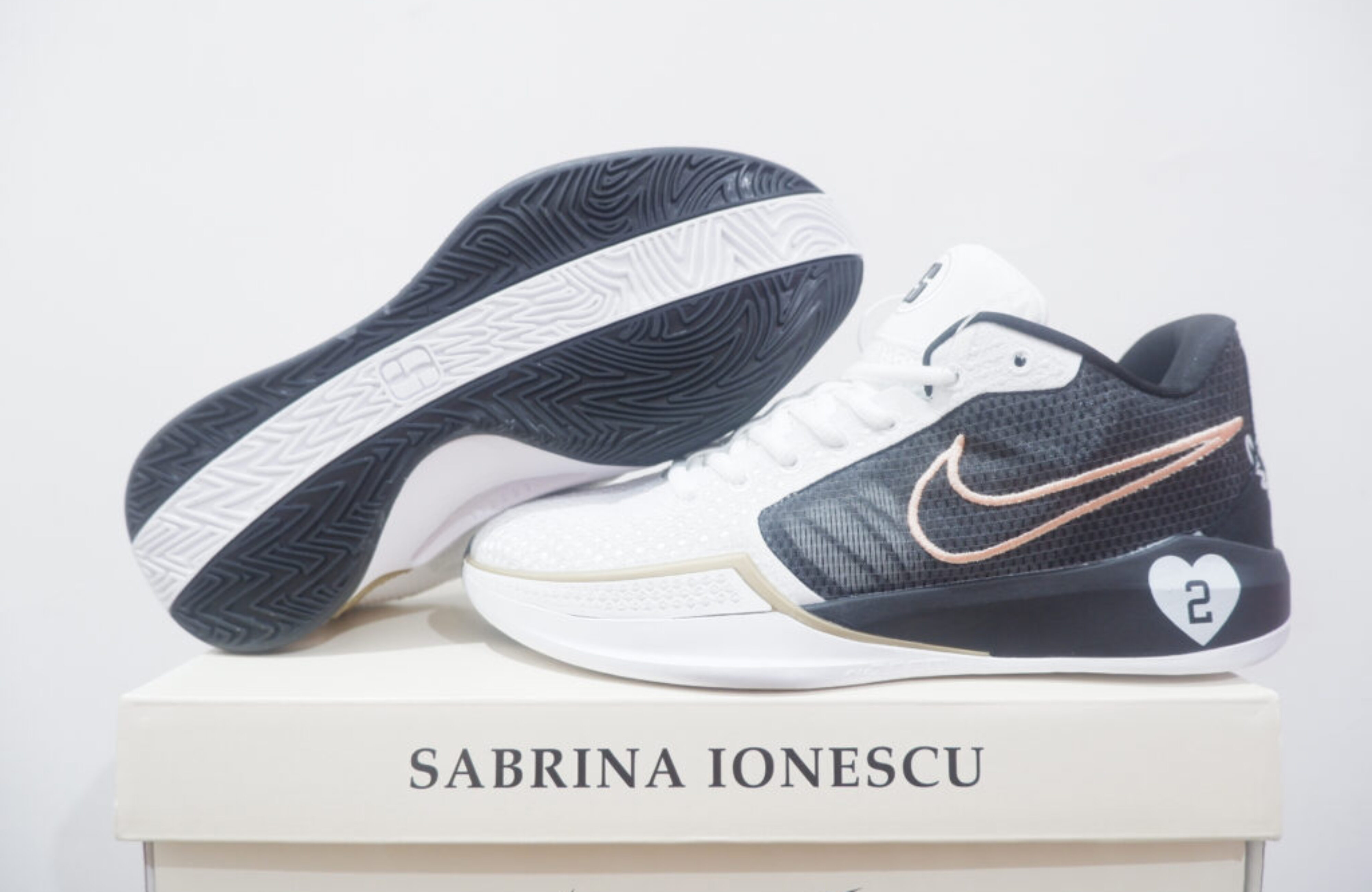 NIKE SABRINA 1 LOW MAMBACITA