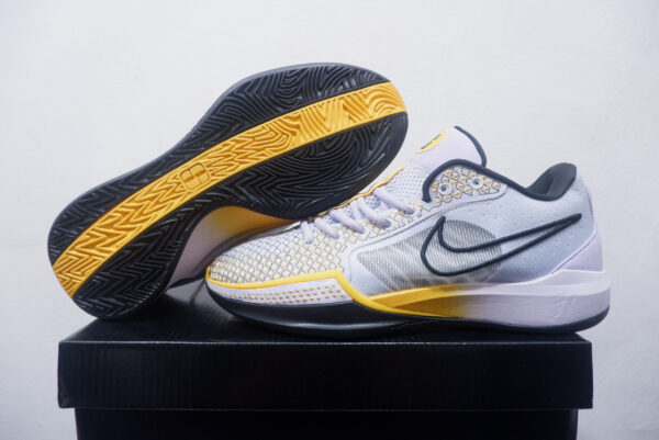 NIKE SABRINA 1 LOW SPARK NIKE SABRINA 1 LOW SPARK