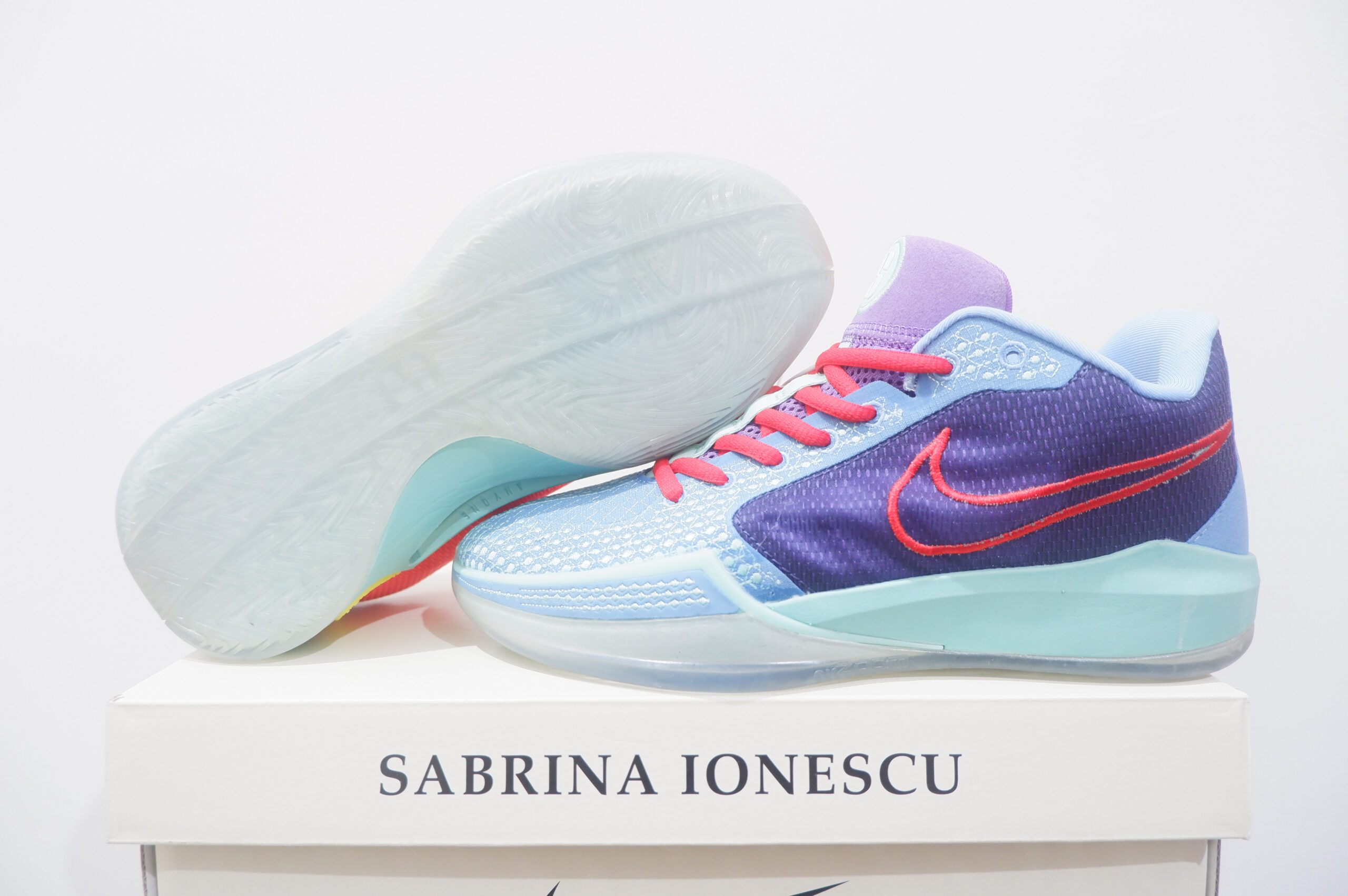NIKE SABRINA 1 LOW WHAT THE SIZE 36-39