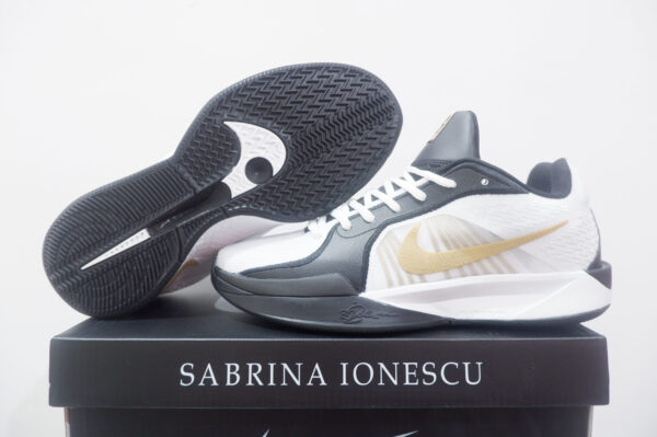 NIKE SABRINA 2 LOW GOLD QUEST