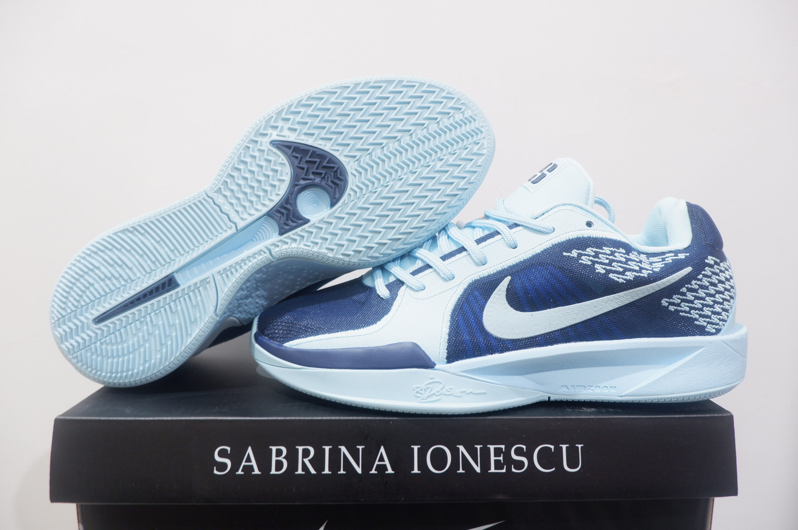 NIKE ABRINA 2 LOW MIDNIGHT NAVY