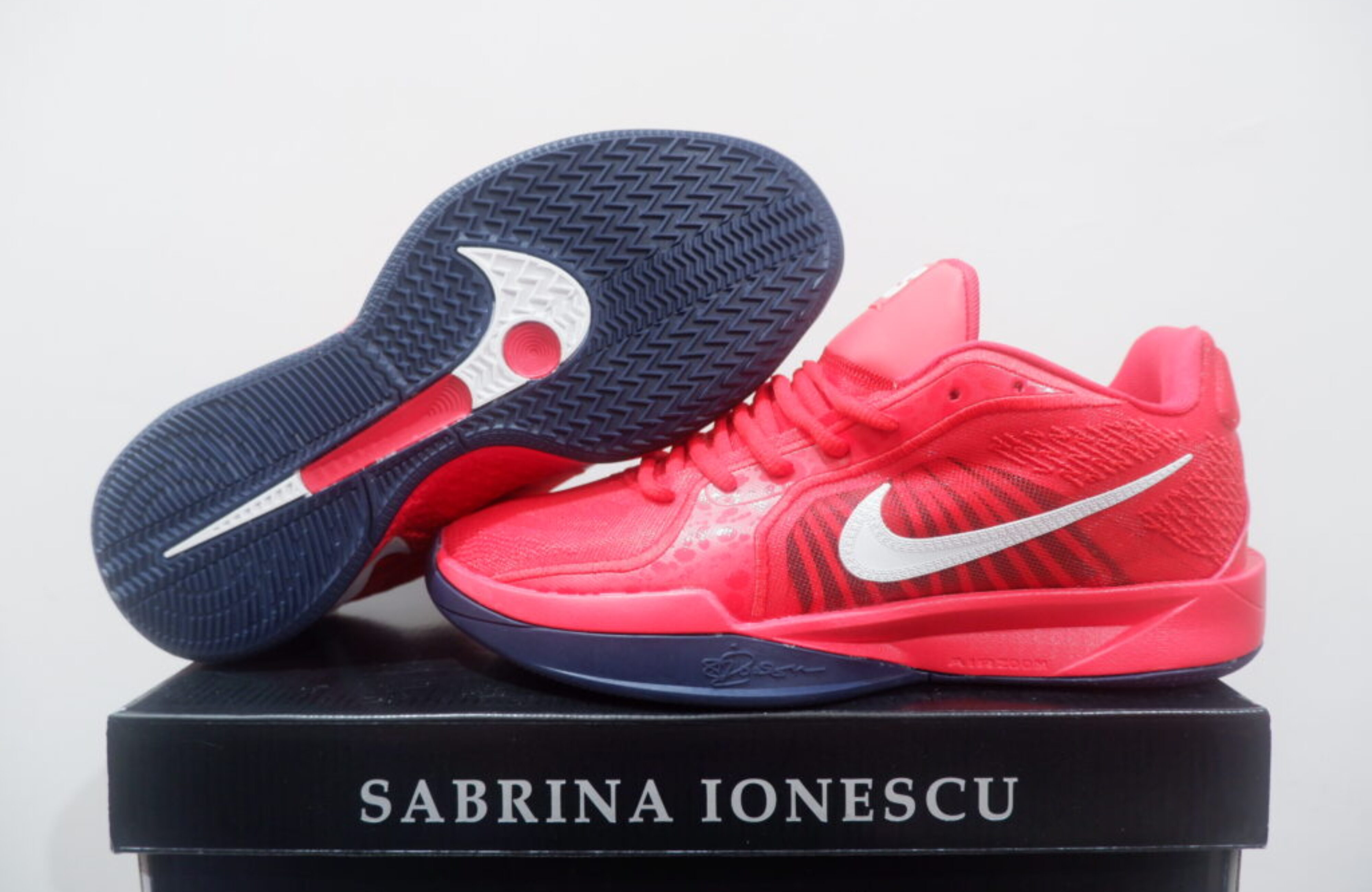 NIKE SABRINA 2 LOW TEAM USA