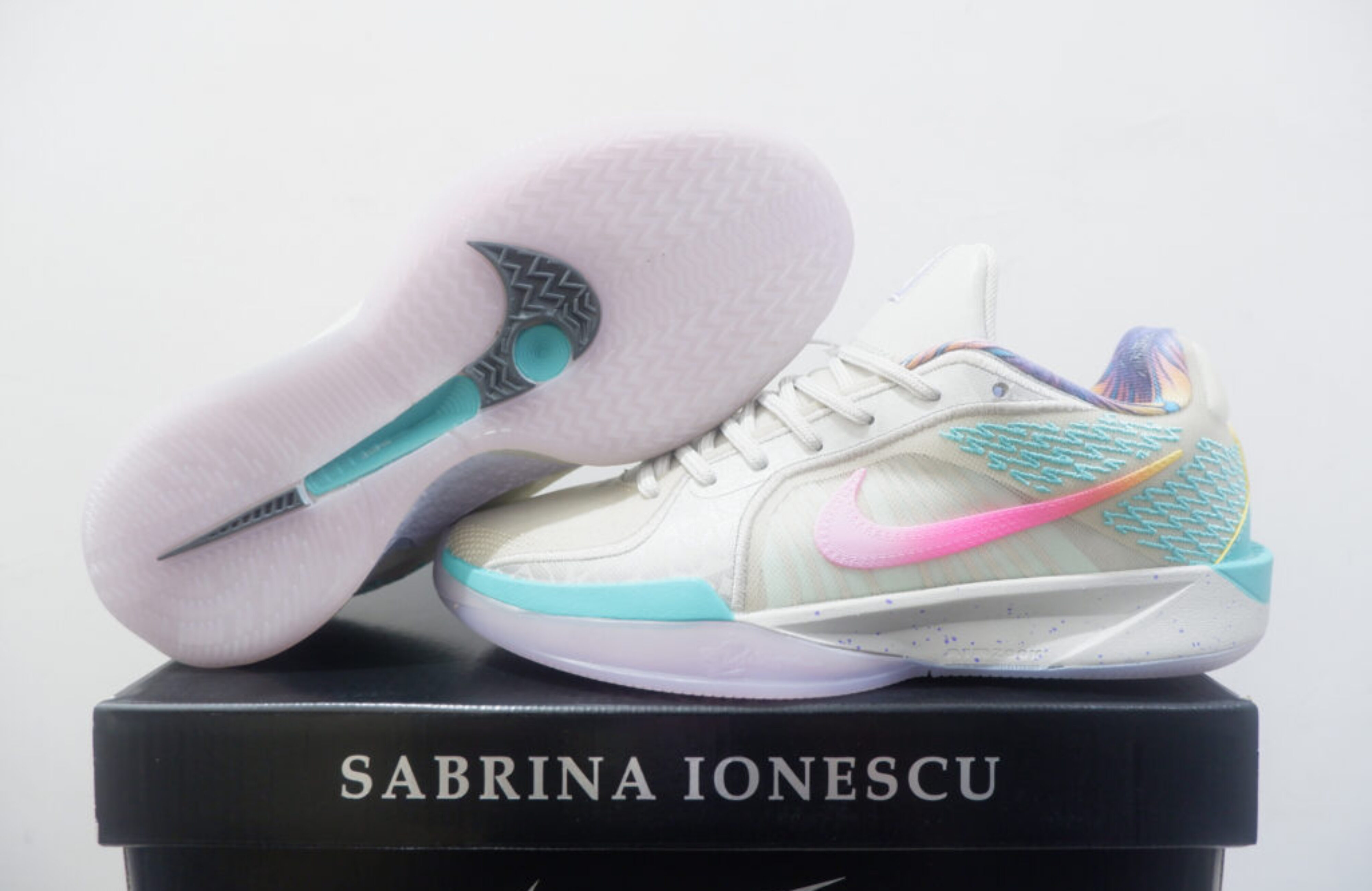 NIKE SABRINA 2 LOW TITAN MAKE SPACE