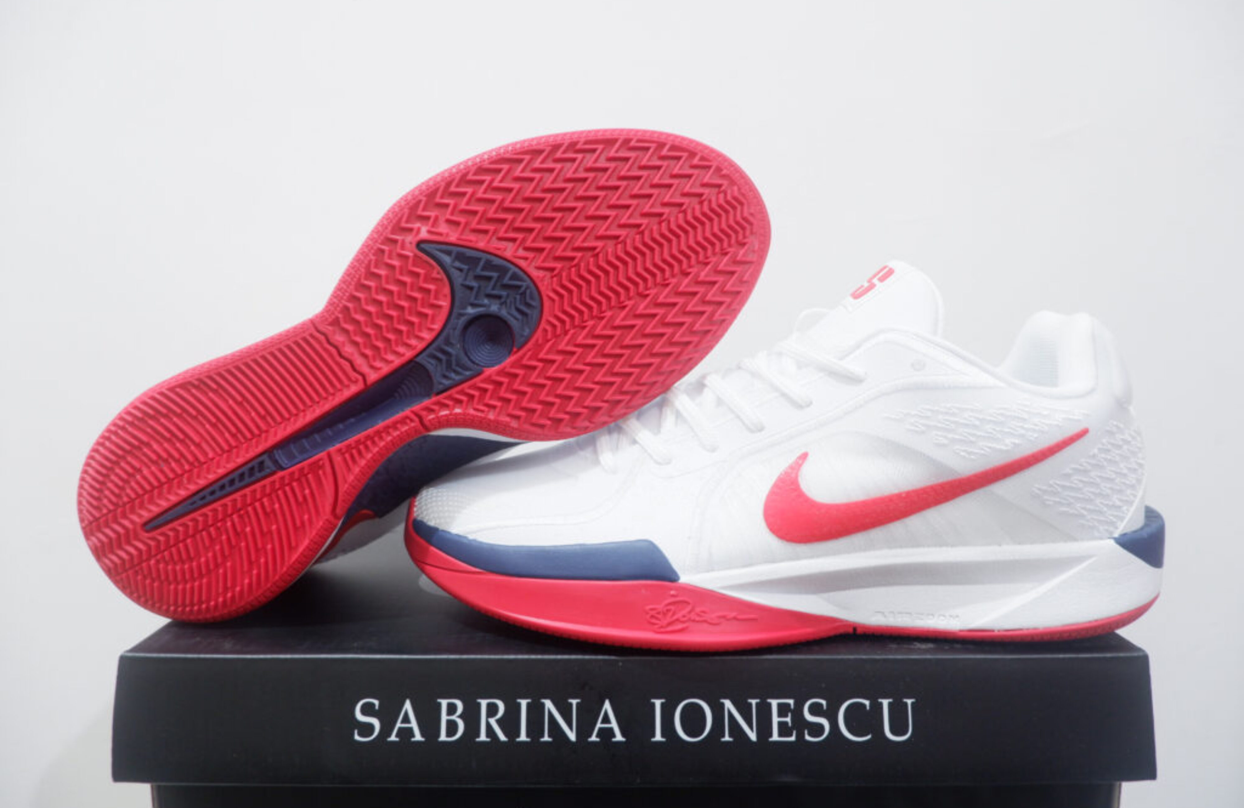NIKE SABRINA 2 LOW USA HOME