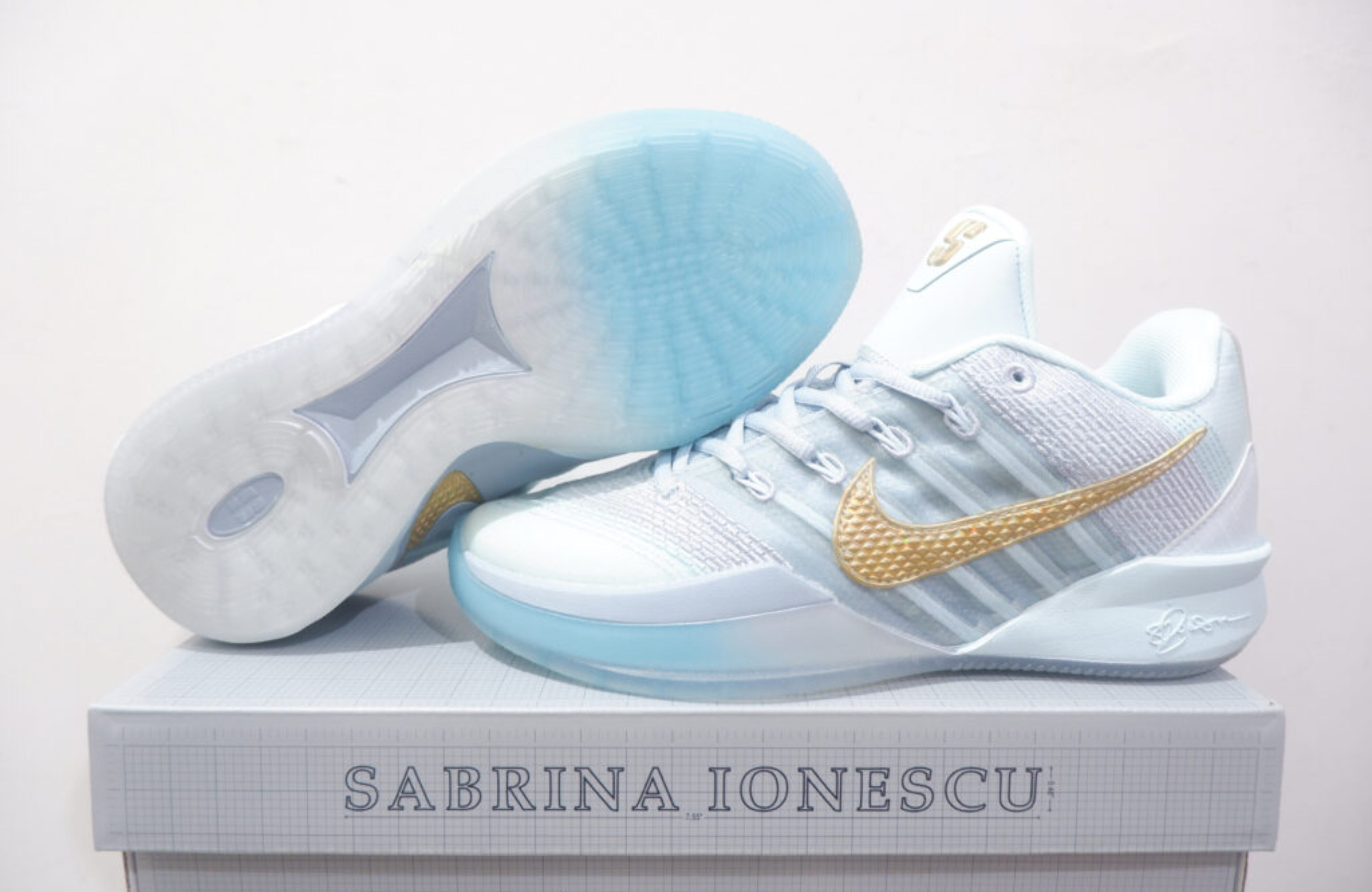 NIKE SABRINA 3 LOW BLUEPRINT SIZE 36-39