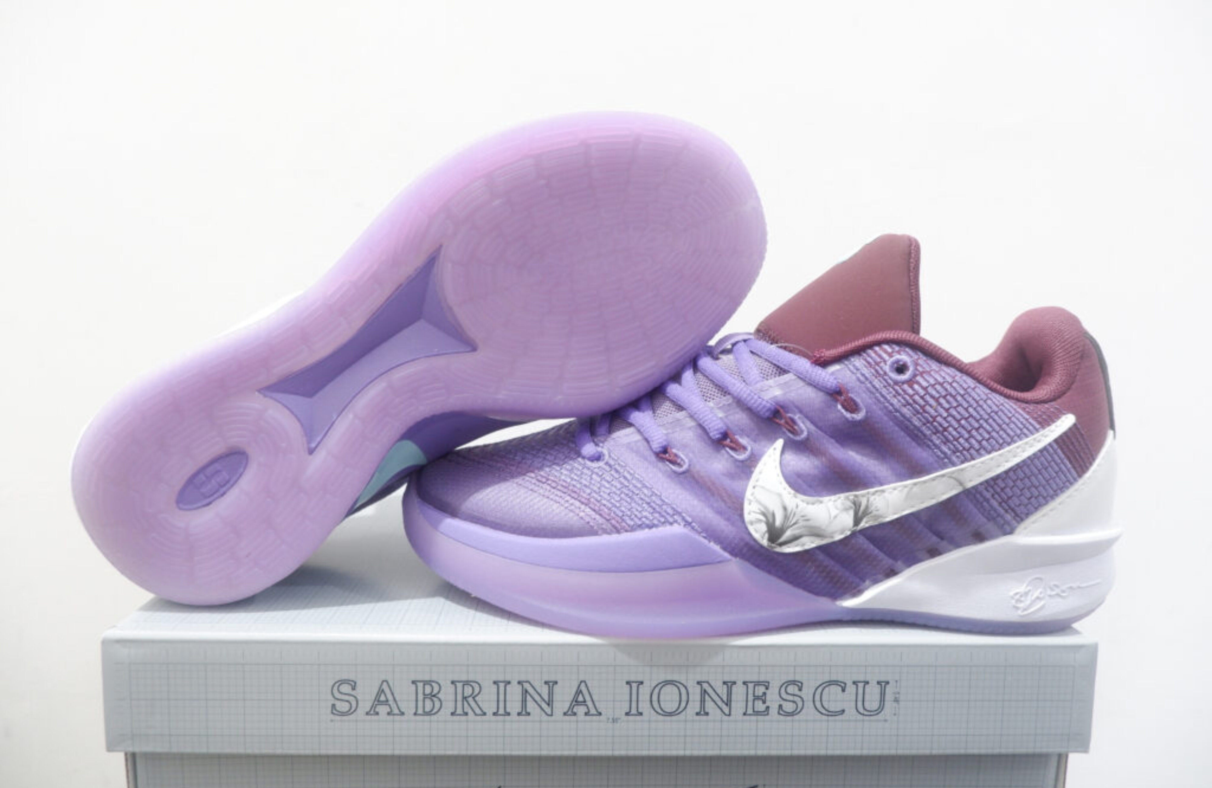 NIKE SABRINA 3 LOW NIGHT PURPLE