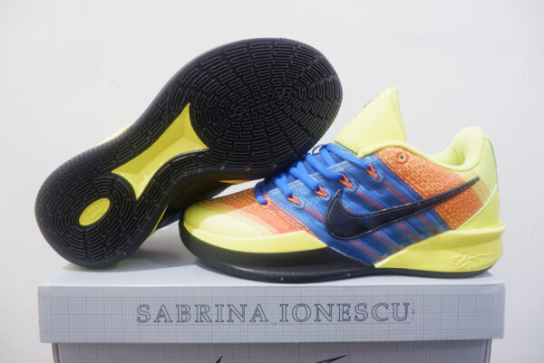 KIDS NIKE SABRINA 3 LOW PE TYRES STOKES