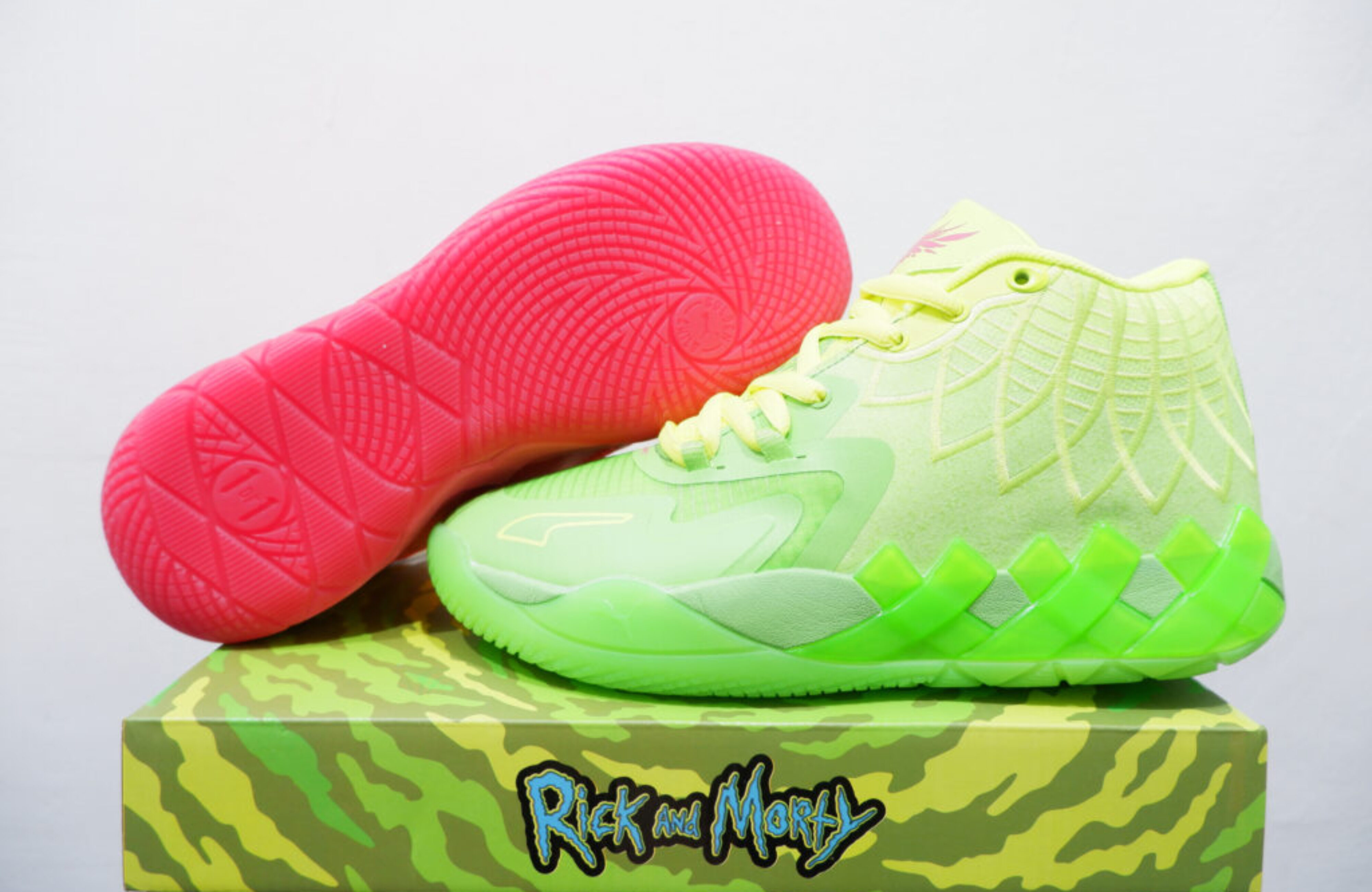 PUMA MB.01 HIGH RICK & MORTY SPECIAL