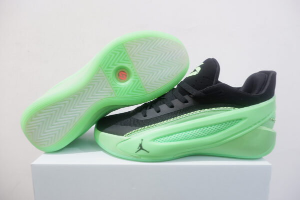 AIRJORDAN LUKA 5 LOW VENOM
