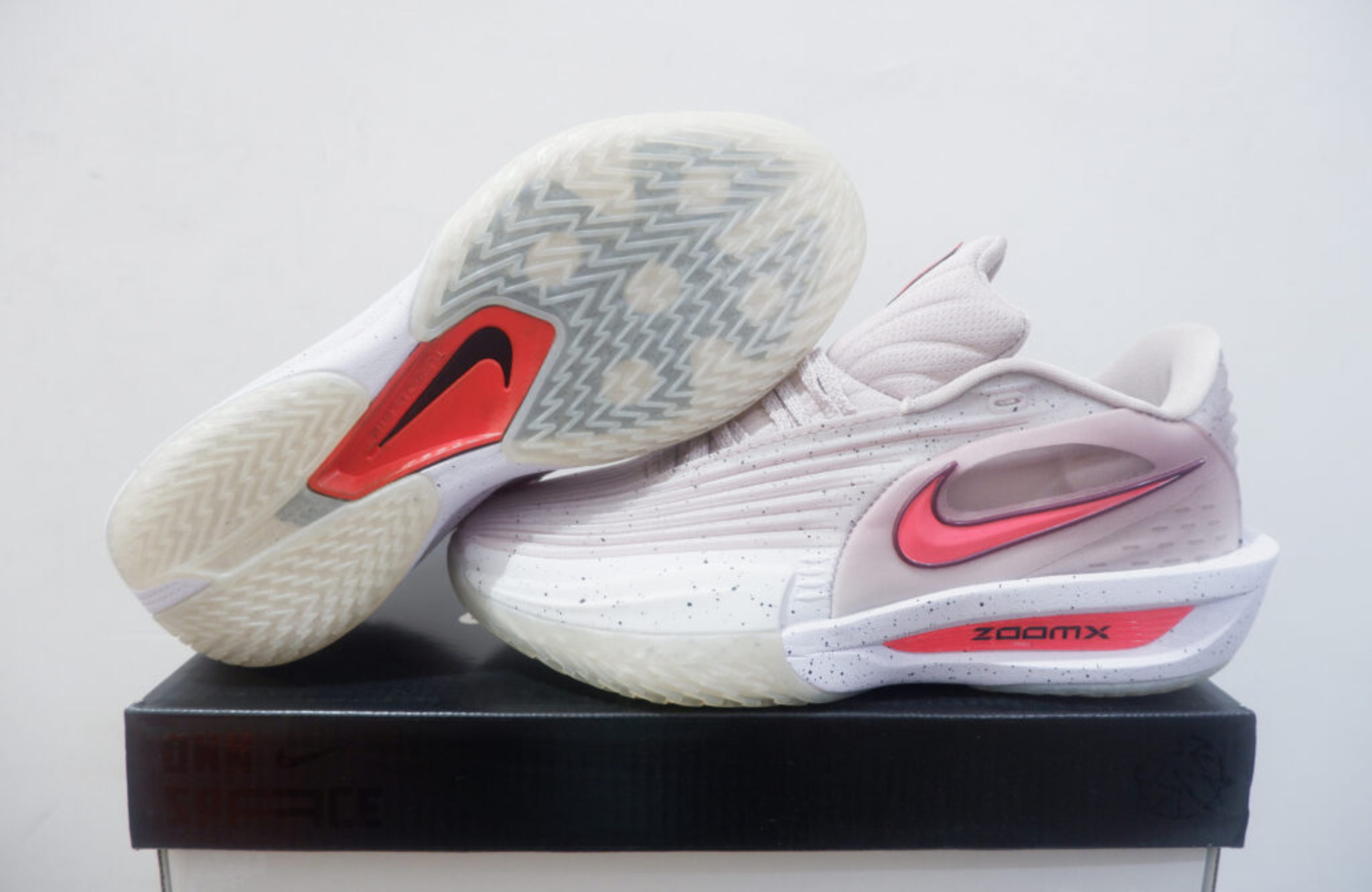 NIKE AIR ZOOM GT CUT 3 TURBO LOW PLATINUM VIOLET SIZE 36-39