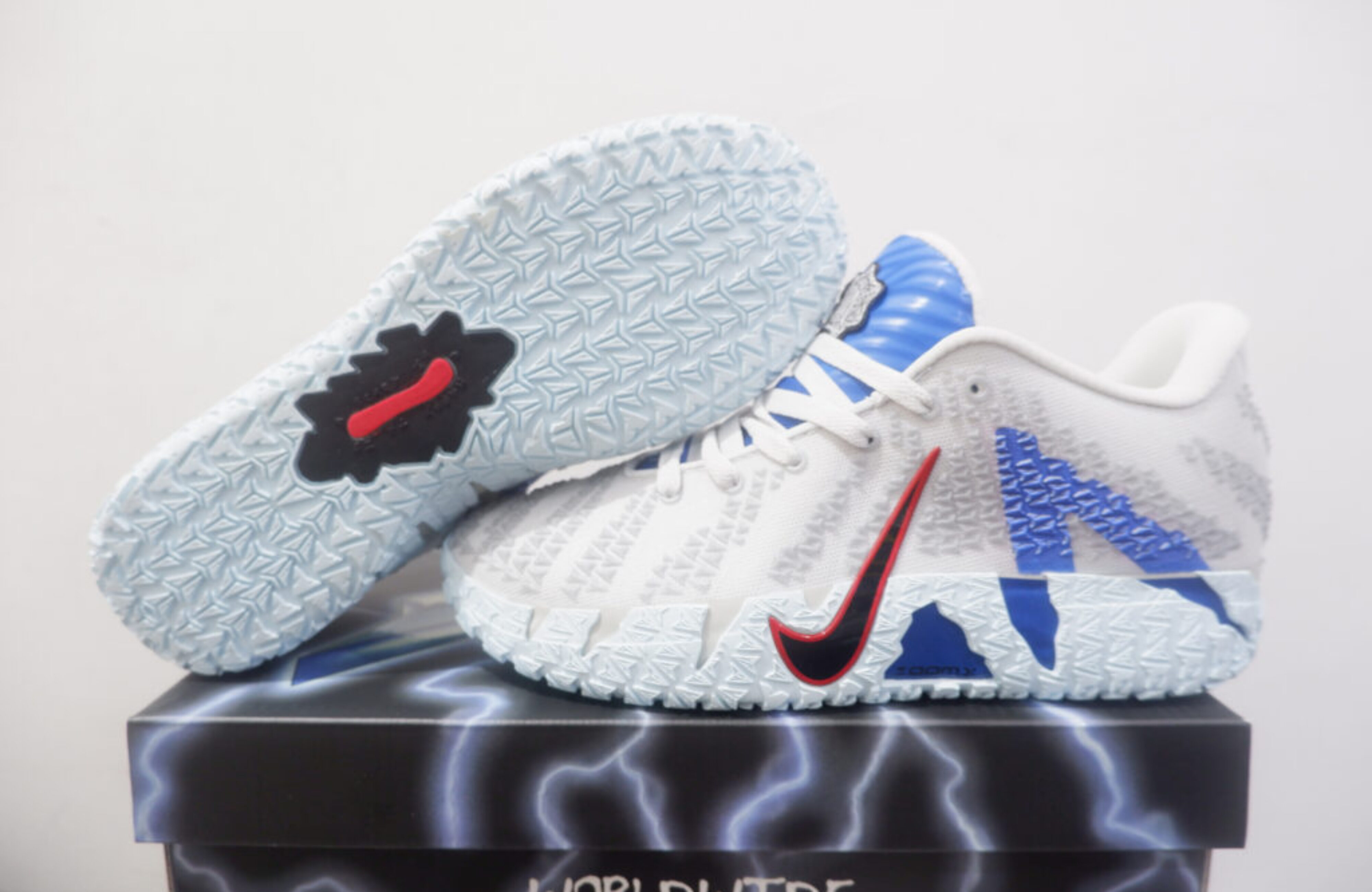 NIKE JA 3 LOW OUTER SPACE