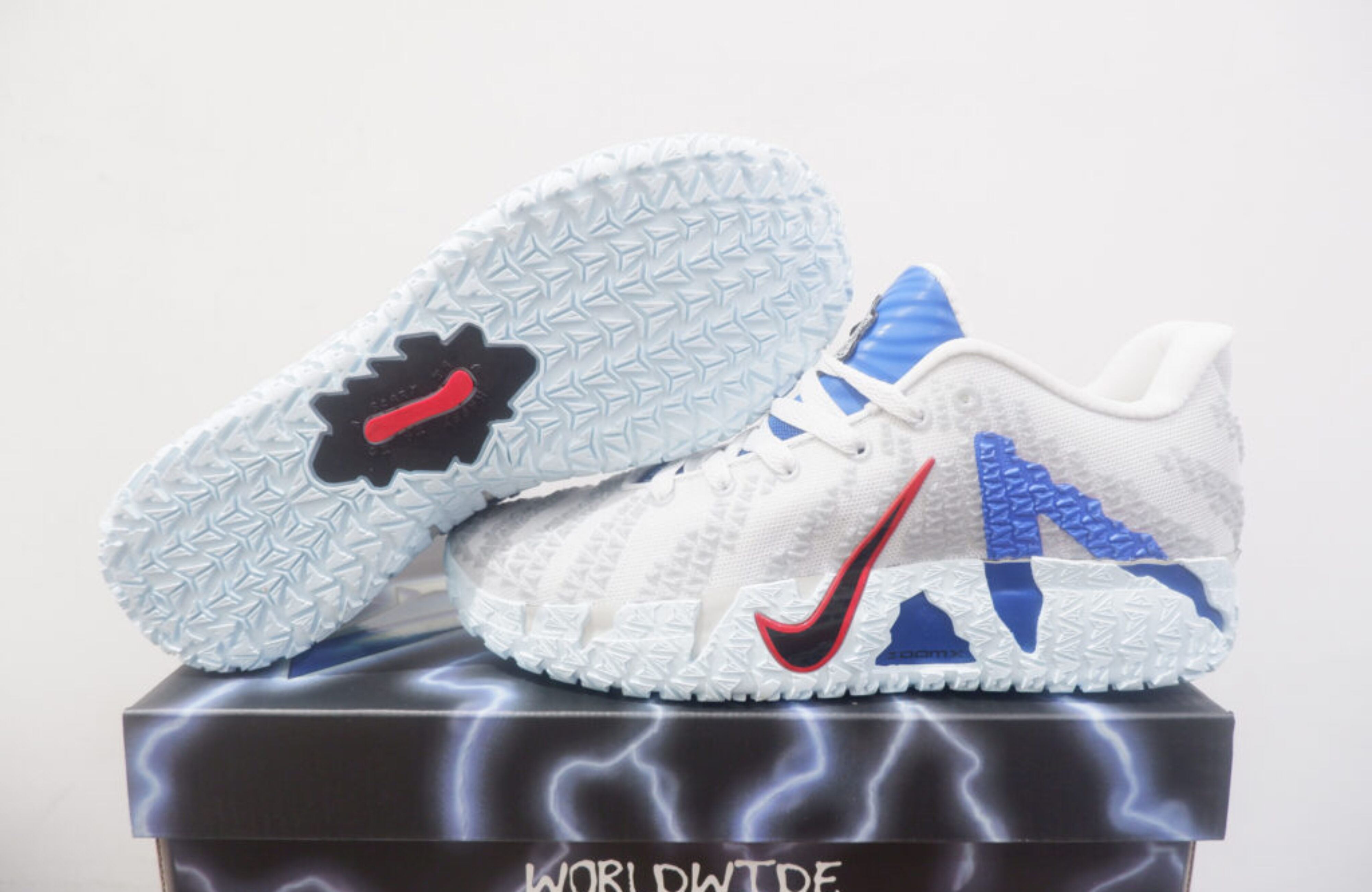 NIKE JA 3 LOW OUTER SPACE SIZE 36-39