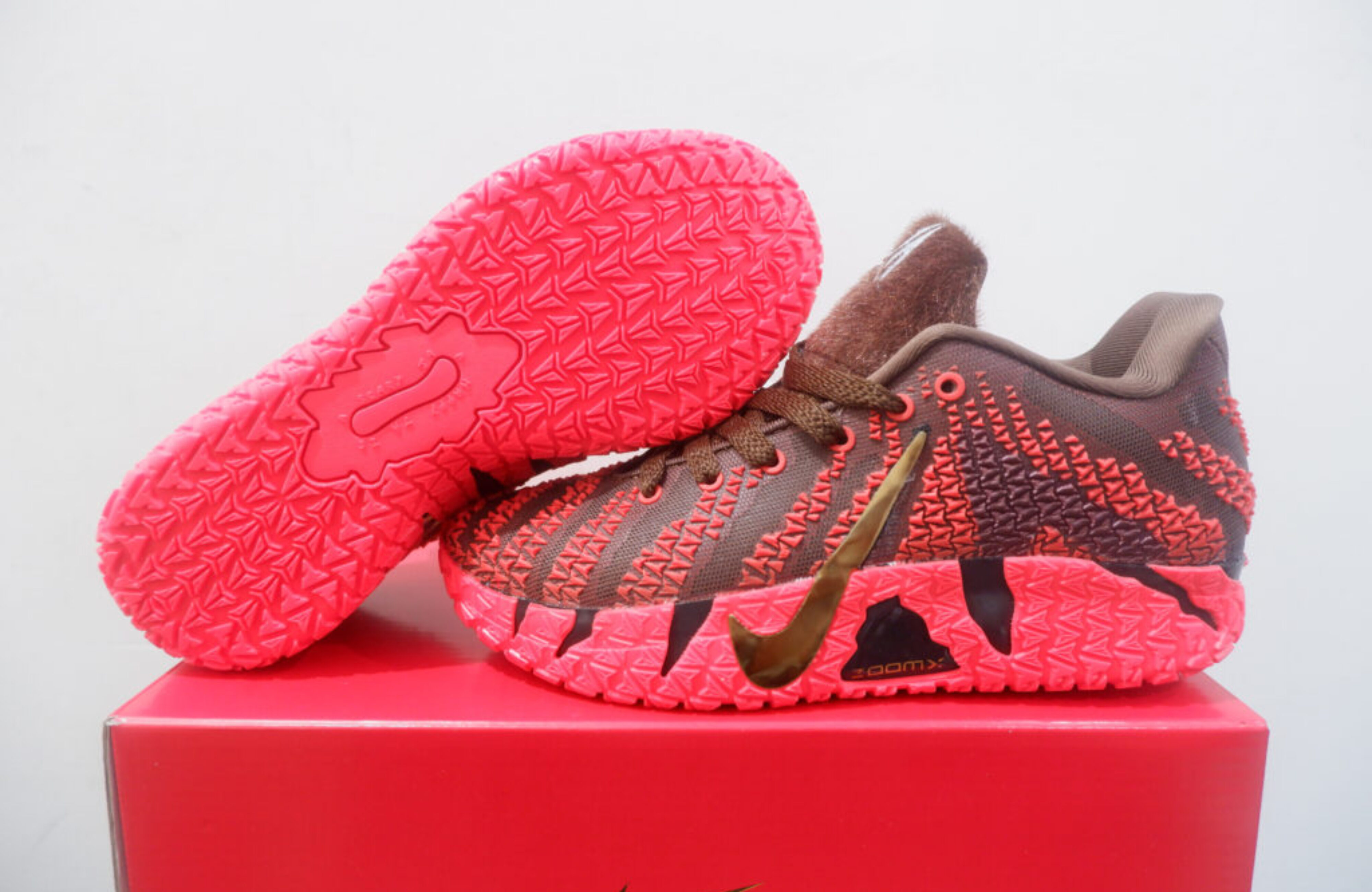 NIKE JA 3 LOW YEAR OF THE HORSE SIZE 36-39