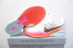 NIKE SABRINA 3 LOW CROSSOVER