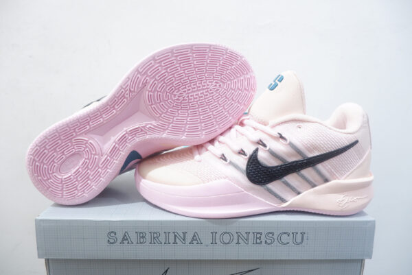 KIDS NIKE SABRINA 3 LOW TWIN