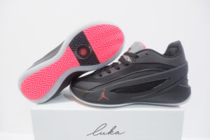 AIRJORDAN LUKA 5 LOW BLACK BRIGHT CRIMSON