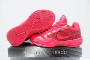 KIDS NIKE SABRINA 4 LOW RED OCTOBER